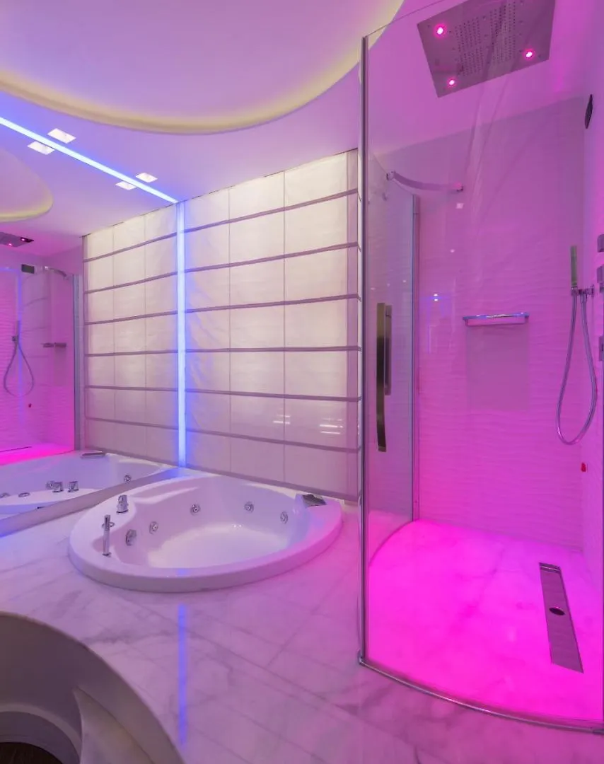 Lux Suites In Roma Πανσιόν Ρώμη